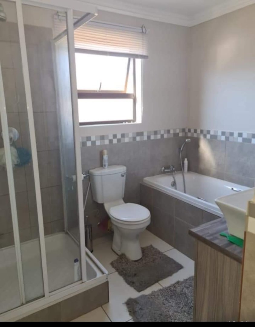 To Let 3 Bedroom Property for Rent in Douglas Valley Free State